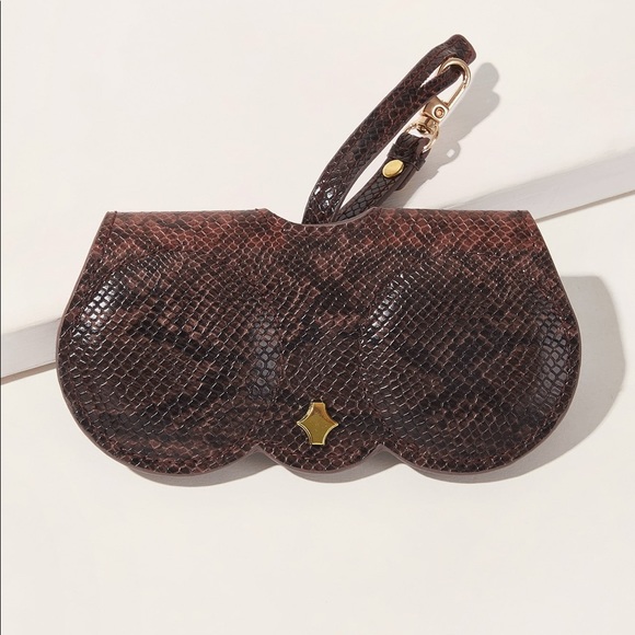 Unisex Snakeskin Pattern Glasses Bag - Picture 4 of 4